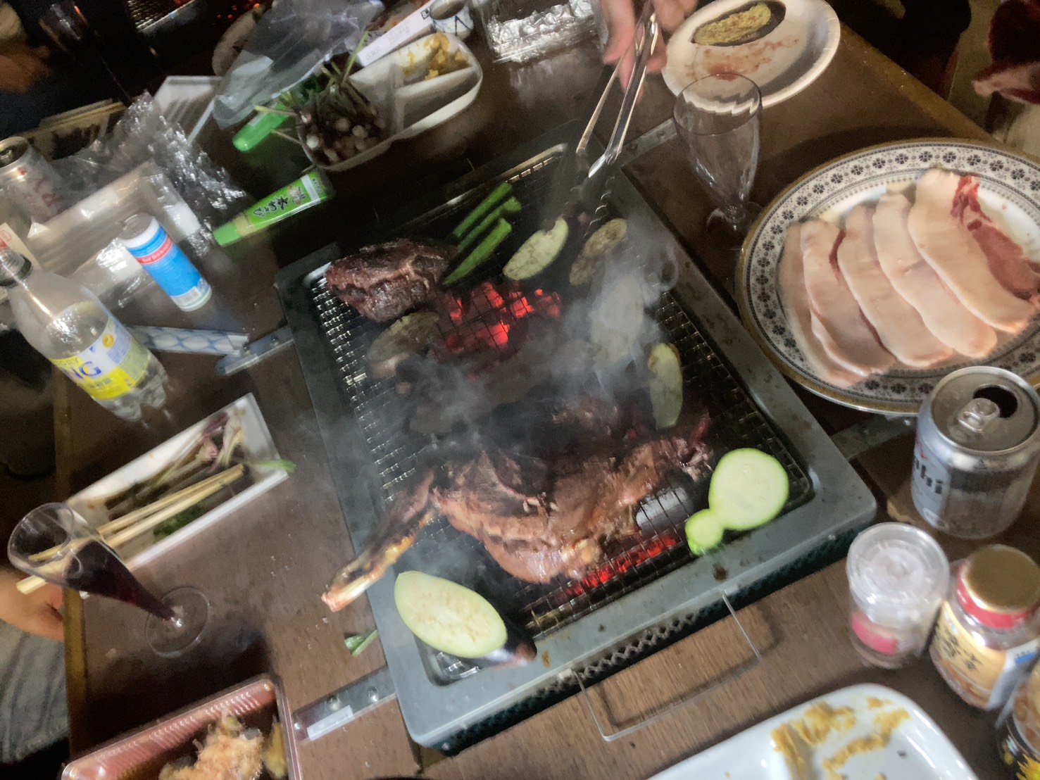 みんなで囲むBBQ