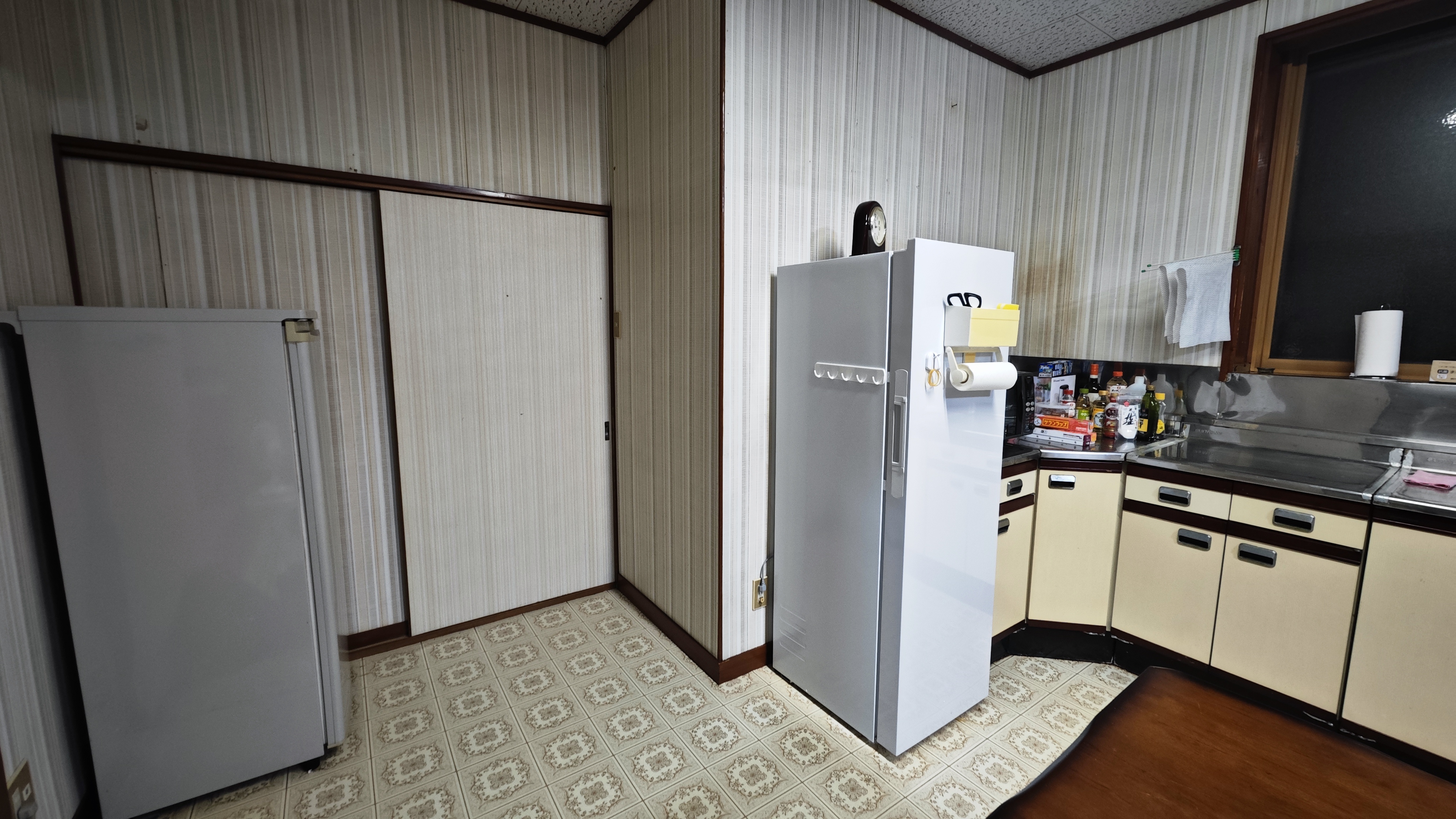 キッチン · 冷蔵庫(右)+冷凍庫(左)