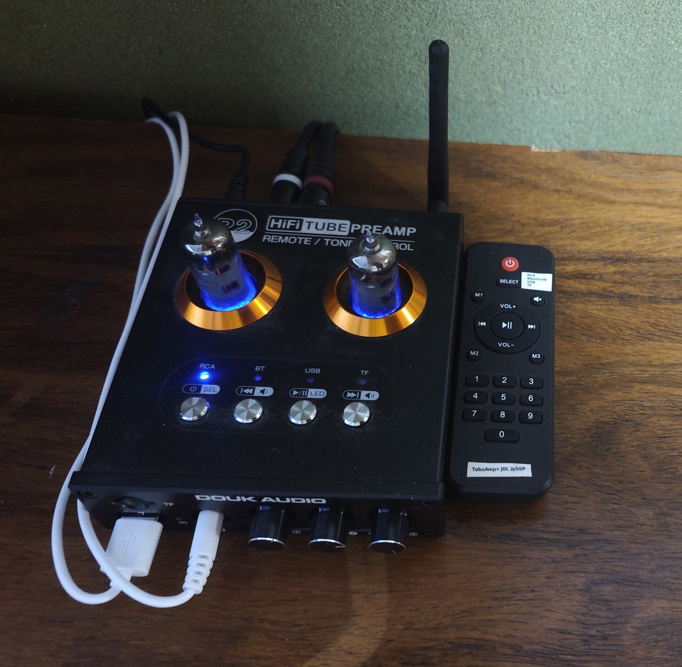 Bluetooth tube amplifier