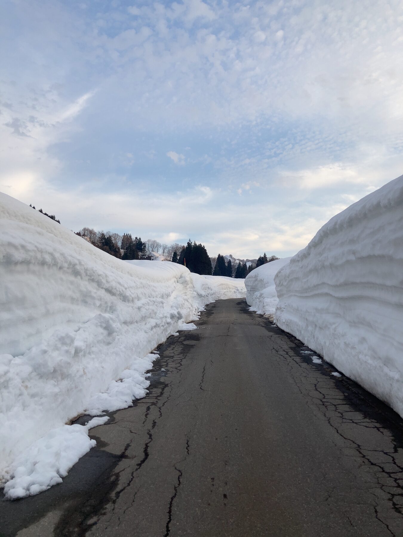 冬・4-5m級の雪壁を抜ける道